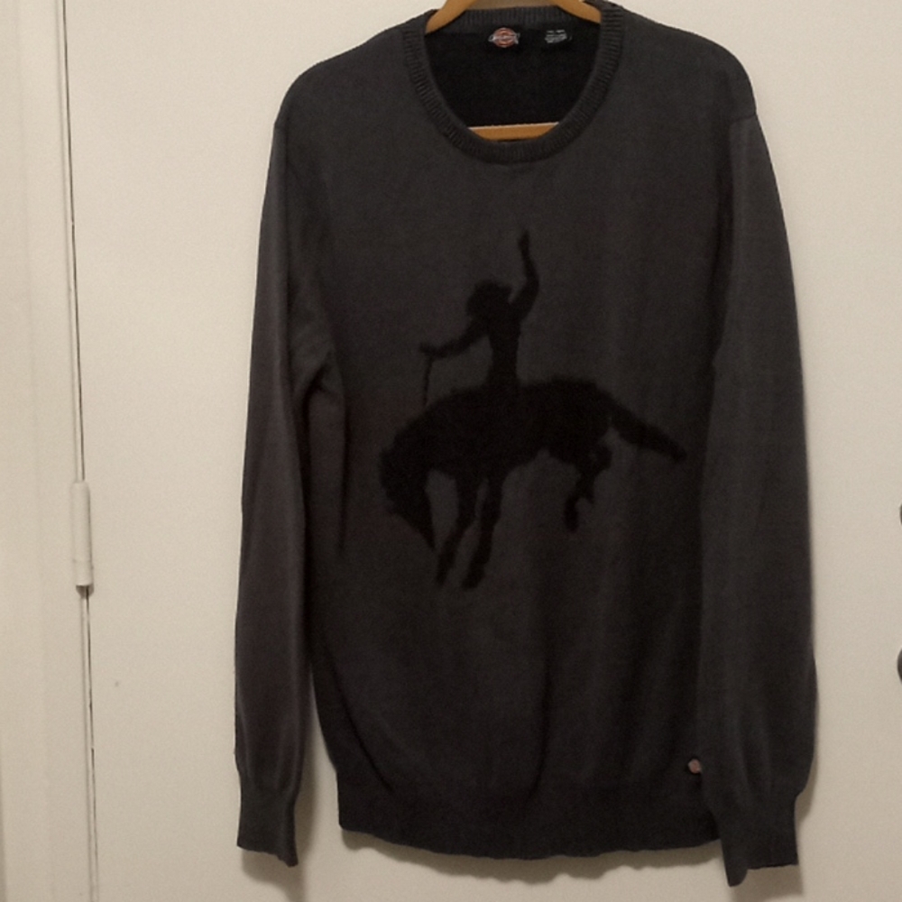 Dickies- pullover sweater